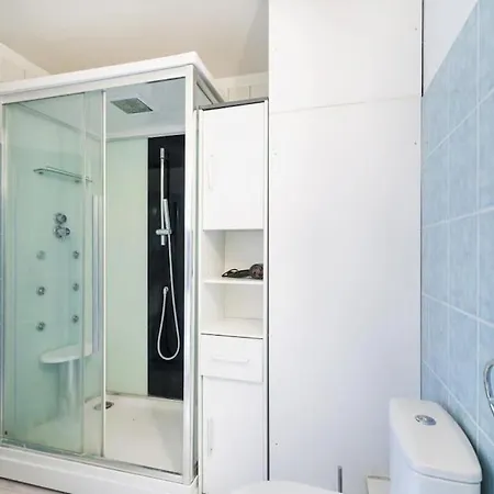 Privee Dans Colocation Avec Un Balcon شقة مونبيلييه